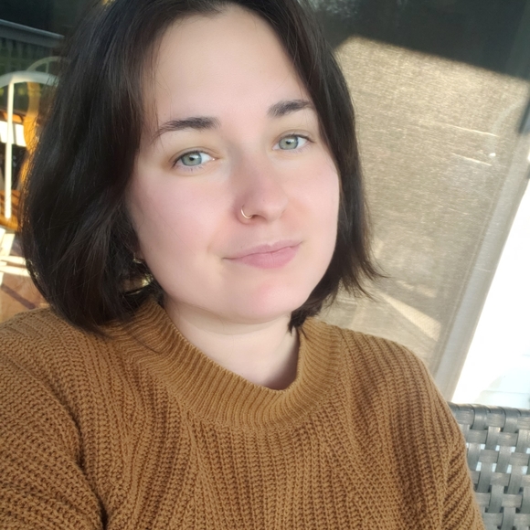 Meet your Posher, Katherina - Picture 1 of 1